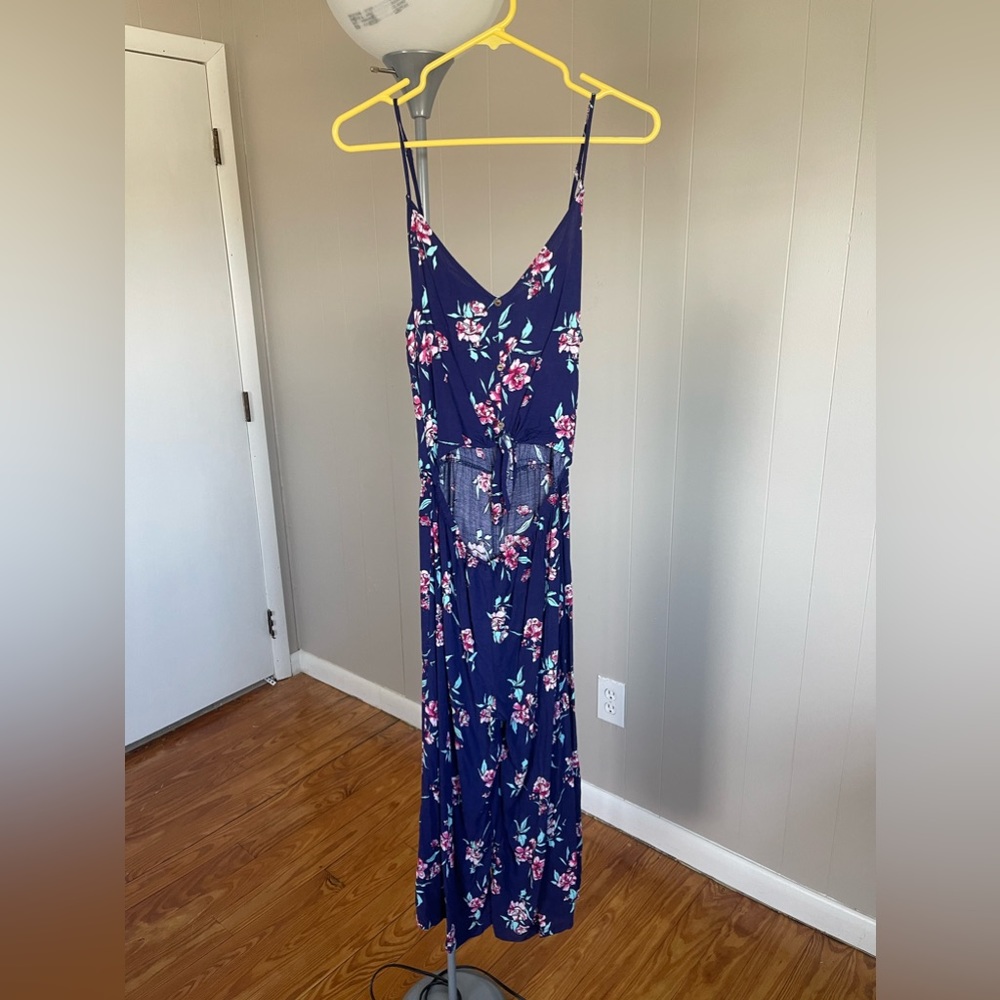 ⭐️EUC⭐️ CUT OUT JUMPSUIT